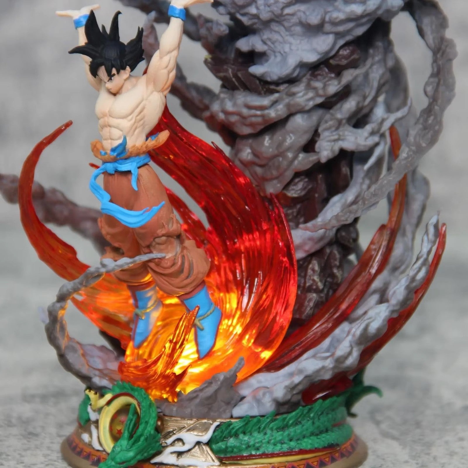 23cm Dragon Ball Goku Super Saiyan Spirit Bomb Action Figure Statue Glow Up
