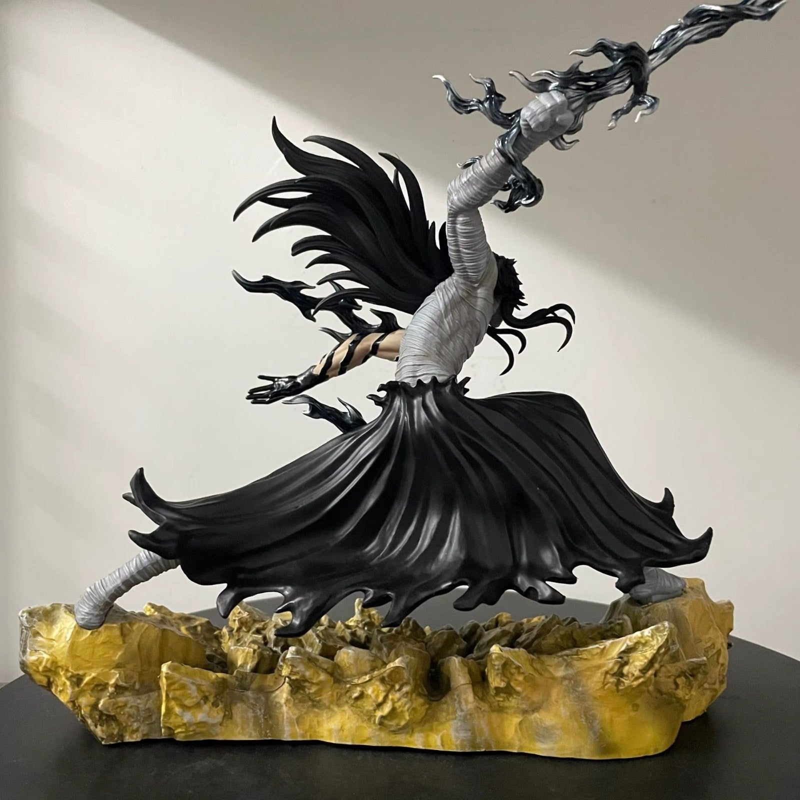 Bleach Anime Ichigo Kurosaki 24cm Moonless Combat Figure Model Statue